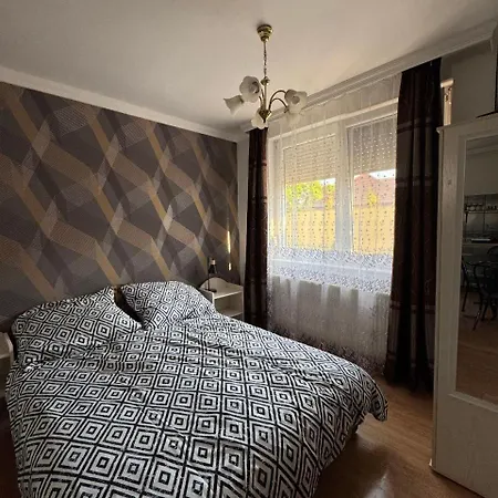 Nika Apartman Hajduszoboszlo Exterior photo